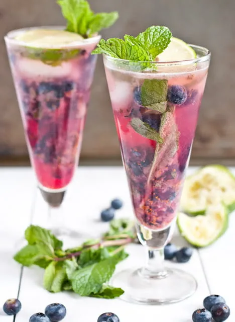 MOJITOS À LA FRAMBOISE (SANS ALCOOL)