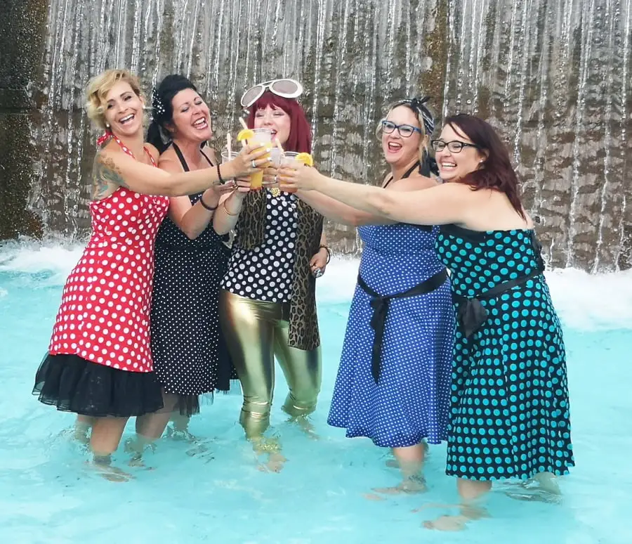 Les Fillettes Pompettes à la Cour Arrière du Festibière Québec